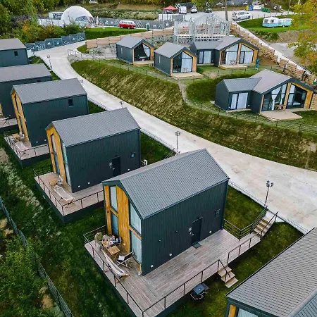 Moon Village Comarnic Vilă *